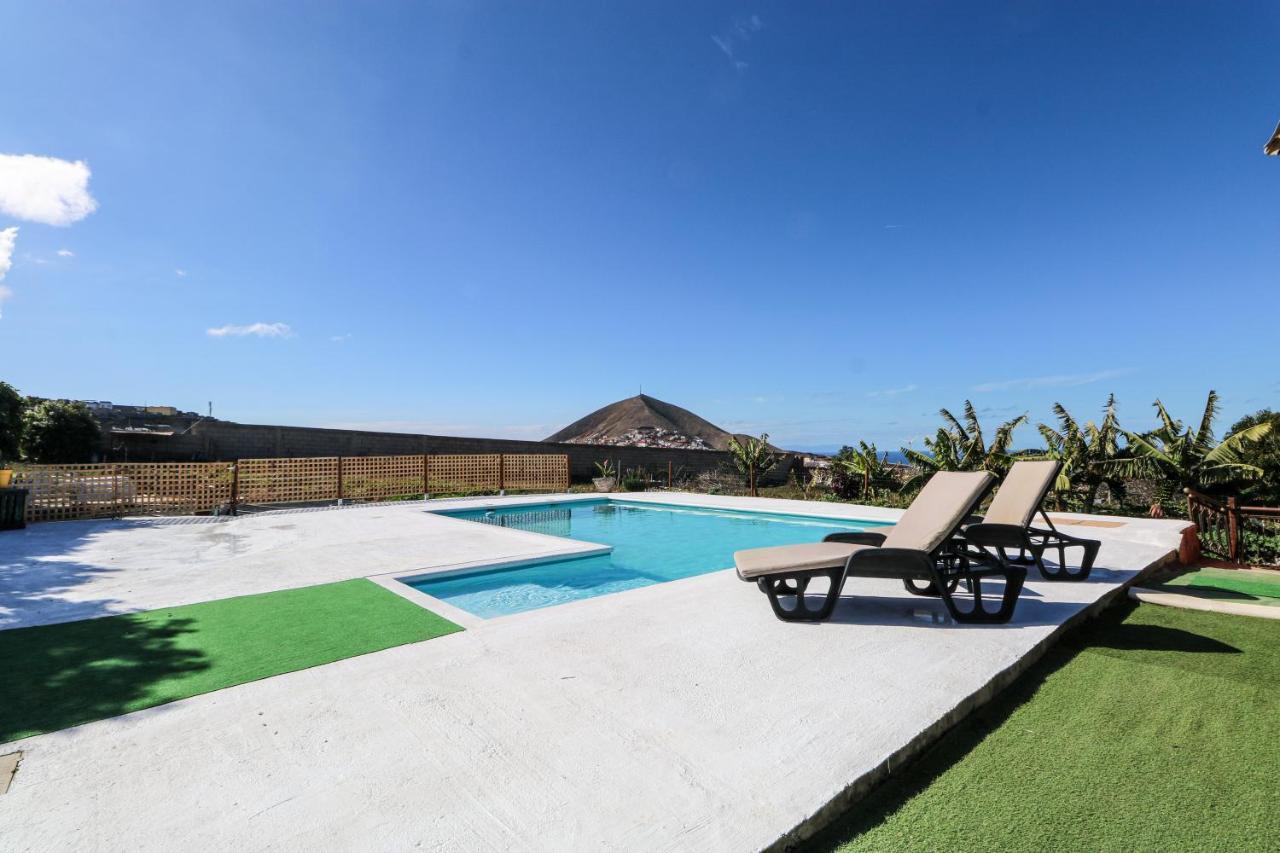 Cute With Views And Pool